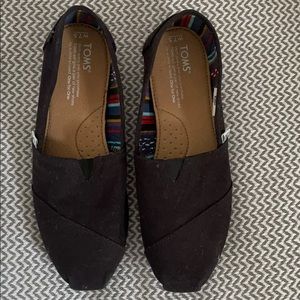 Toms shoes
